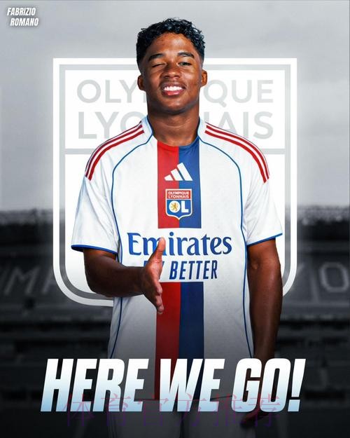 罗马诺:皇马对恩德里克非常满意 相信他是顶尖人才 罗马诺:皇马对恩德里克非常满意 相信他是顶尖人才